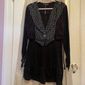 Pretty Angel, Black and Gray, Size Large